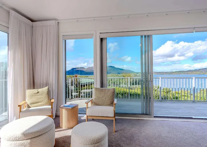Boat Shed Bay - Stunning Tarawera Views * Rotorua