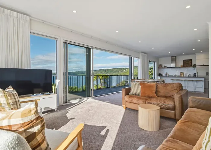 Ferienhaus Boat Shed Bay - Stunning Tarawera Views *